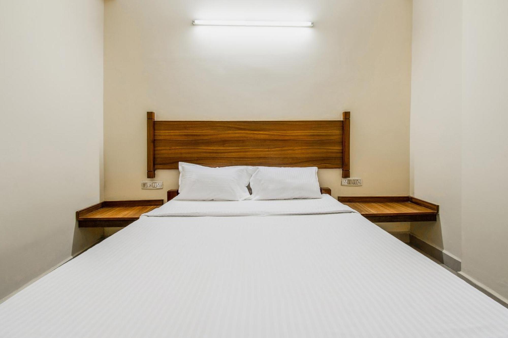Hotel O Ssg Residency Visakhapatnam Buitenkant foto